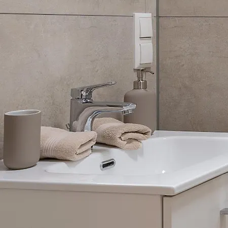 Modernes In Zentrum Appartement *